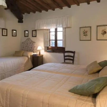 Detached House Situated Next To The Castle With A Private Garden On The Estate * Pergine Valdarno